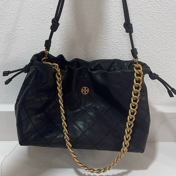 Tory Burch Handbags - Tory Burch Willa Large Drawstring Bag • NWT • Black Quilted Leather